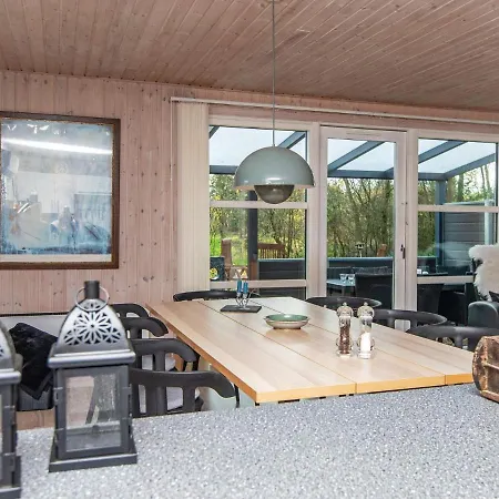 6 Person Holiday In Oksb L Semesterbostad Oksbøl